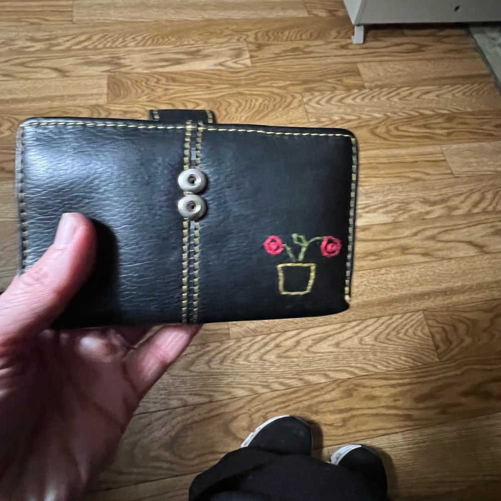 Wallet - Picture 4 of 5